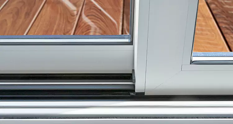 Patio Doors Leaking Water Issue Repair Services in The Acreage, FL