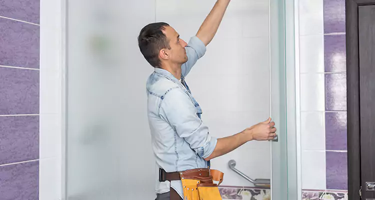 Glass Sliding Door Repair Near You in ⁣ The Acreage, FL