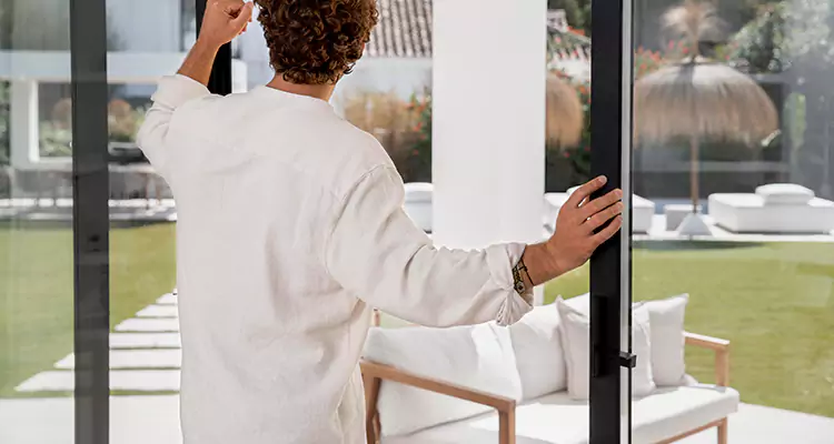 Fix Backyard Sliding Door Hard To Operate in The Acreage, FL
